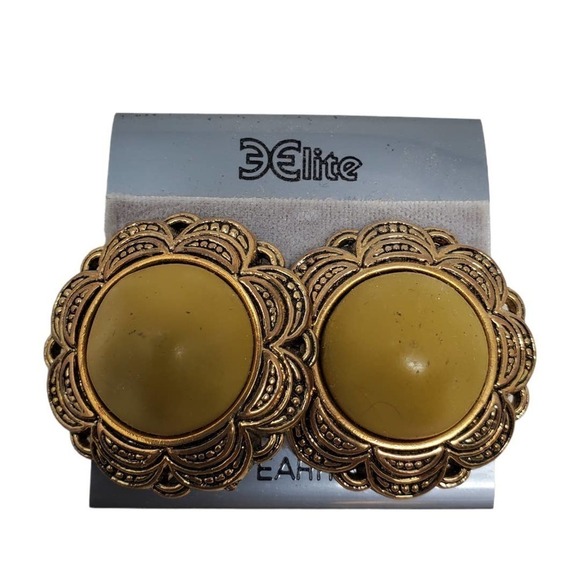Vintage Elite Gold Tone Round Art Deco Clip On Fashion Earrings 80's Vibe - Picture 1 of 3